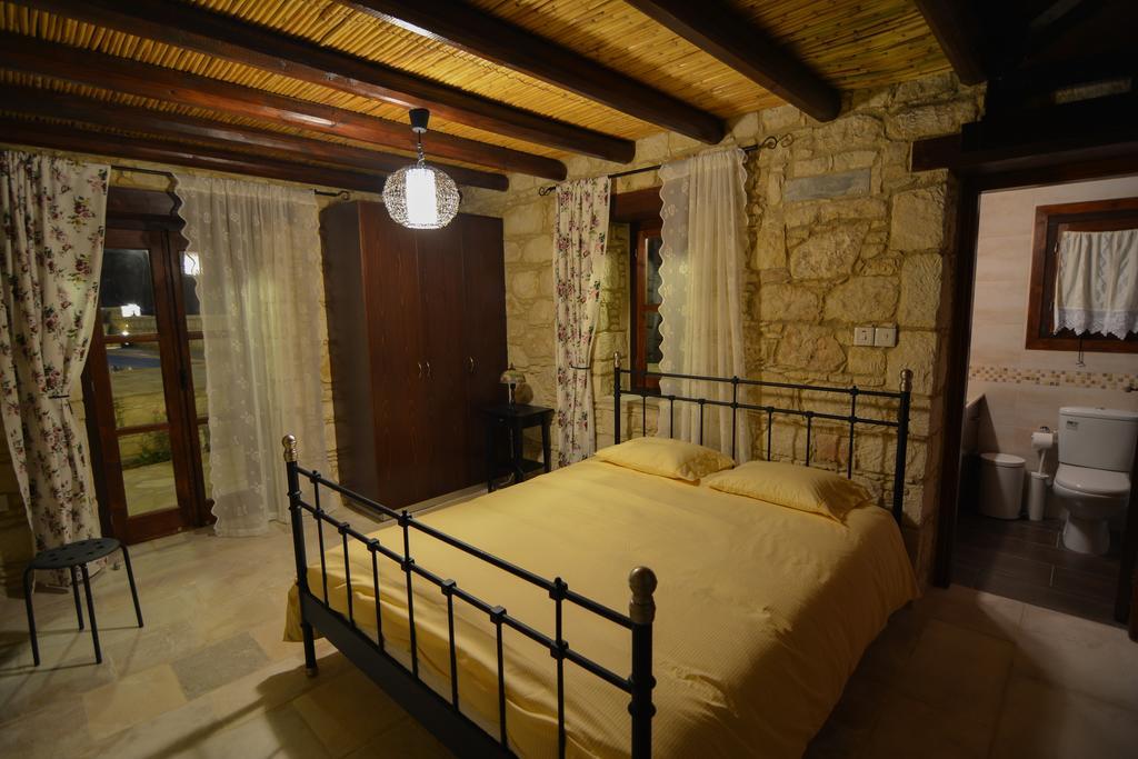 Aliki'S House 1+ 2 Guest House Polis Cameră foto